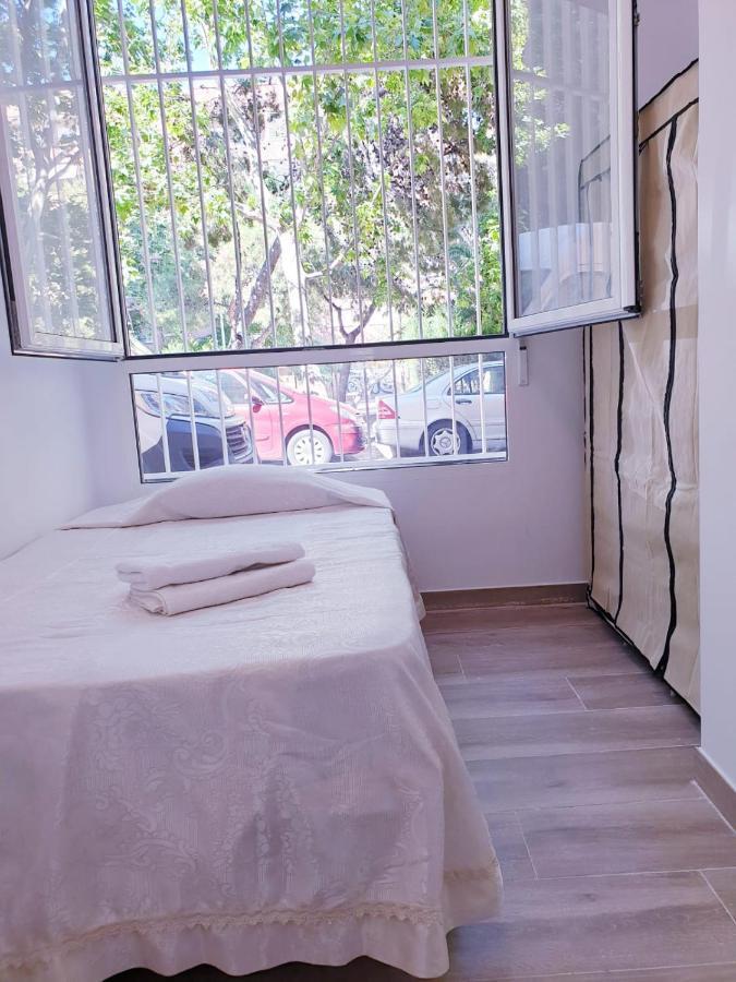 Premier Apartments Valencia Bagian luar foto