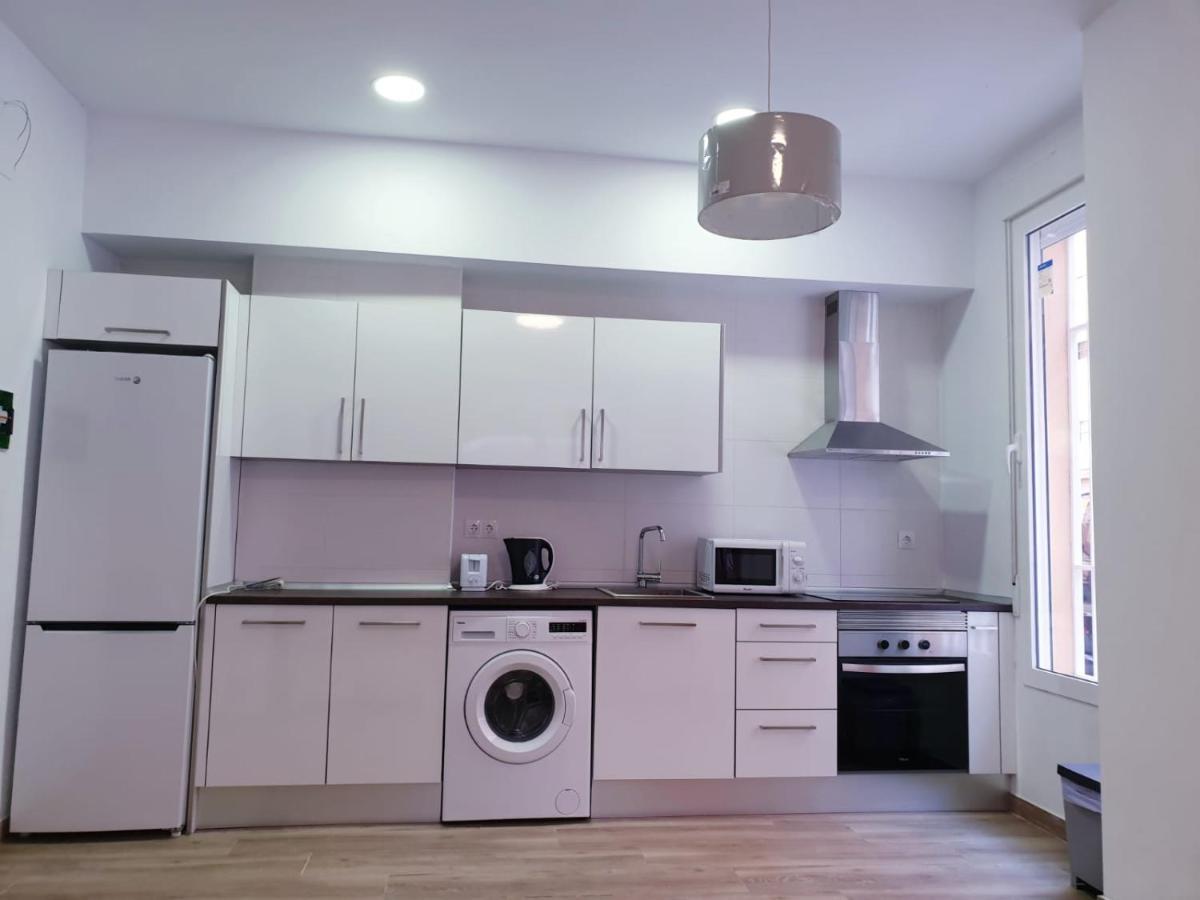 Premier Apartments Valencia Bagian luar foto